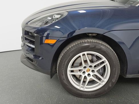 Certified 2021 Porsche Macan AWD/4WD image 10
