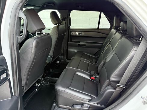 Used 2021 Ford Explorer 4WD Police Interceptor image 12