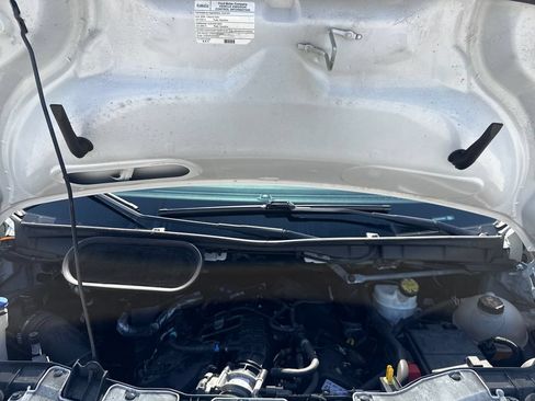 Used 2020 Ford Transit 250 Medium Roof RWD image 26