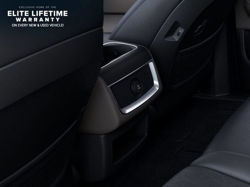 New 2026 Kia Carnival FWD image 27