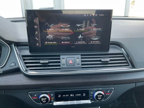Used 2024 Audi Q5 2.0T Premium Plus image 12