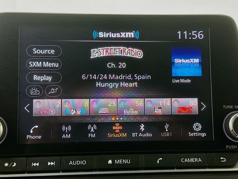 Used 2023 Nissan Rogue SV image 21