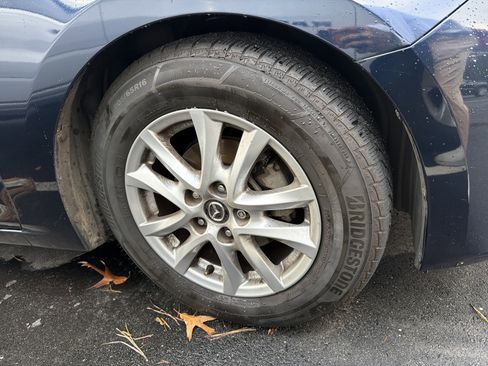 Used 2014 MAZDA MAZDA3 i Grand Touring image 13