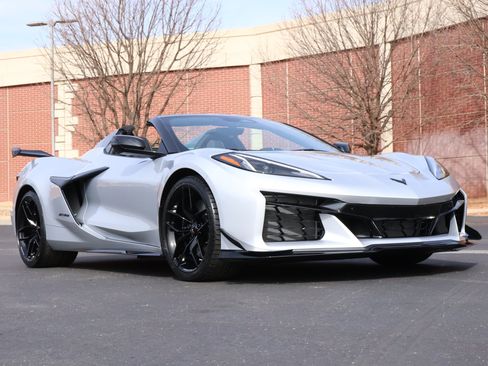 New 2026 Chevrolet Corvette Z06 image 1