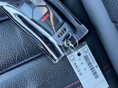 Used 2018 Audi A4 2.0T Premium Plus w/ Premium Plus Package image 38