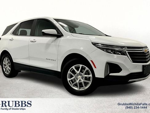 Used 2024 Chevrolet Equinox LT image 1