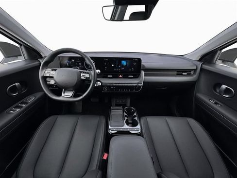 New 2026 Hyundai Ioniq 5 SEL AWD/4WD image 13