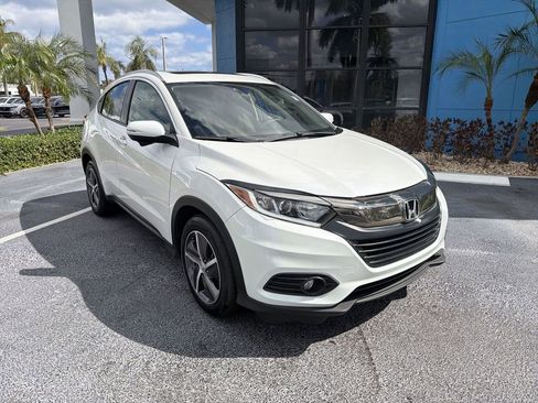 Certified 2022 Honda HR-V EX image 2