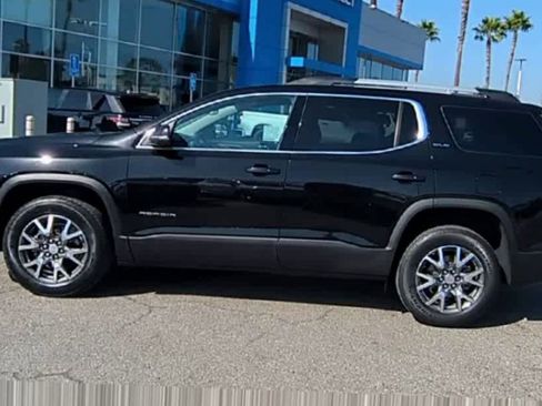 Used 2022 GMC Acadia SLE w/ Driver Convenience Package image 5