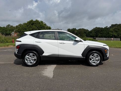 Used 2026 Hyundai Kona SE FWD image 6