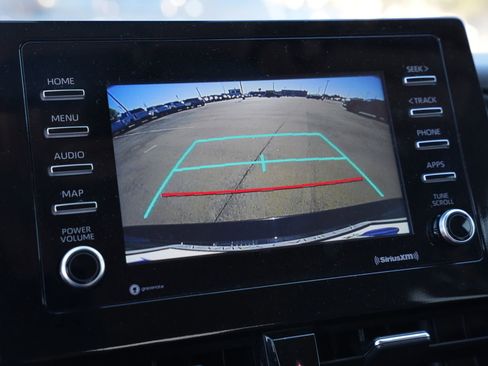 Used 2022 Toyota Camry LE image 13