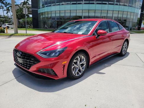 Used 2021 Hyundai Sonata SEL FWD image 5