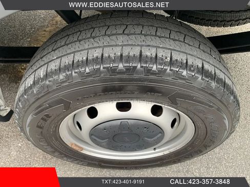 Used 2018 Ford Transit 250 148 Low Roof RWD image 35