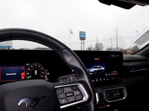 Used 2024 Ford Mustang GT Premium image 34