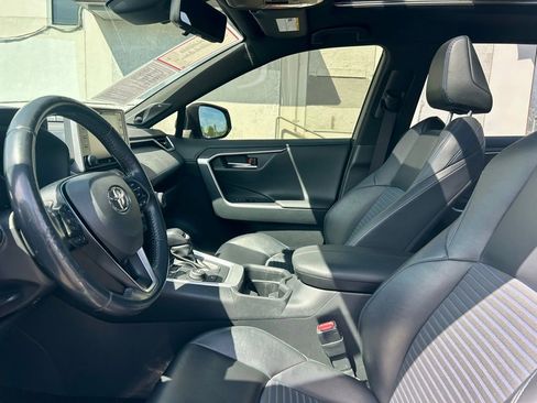 Certified 2019 Toyota RAV4 XSE AWD/4WD image 10