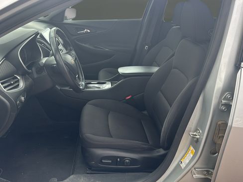 Used 2020 Chevrolet Malibu RS w/ LPO, Convenience Package 1 FWD image 9