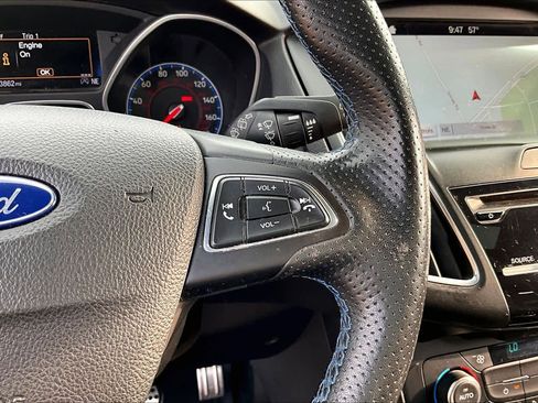 Used 2017 Ford Focus RS image 24