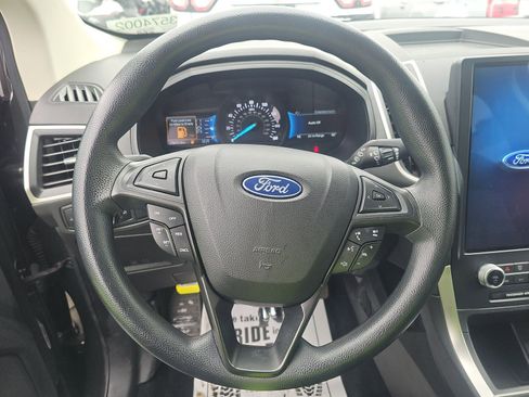 Used 2023 Ford Edge SE AWD/4WD image 11