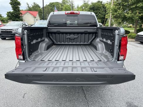 New 2025 Chevrolet Colorado LT w/ LT Convenience Package RWD image 25