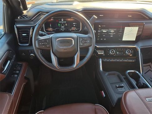 Used 2024 GMC Sierra 2500 Denali Ultimate image 27
