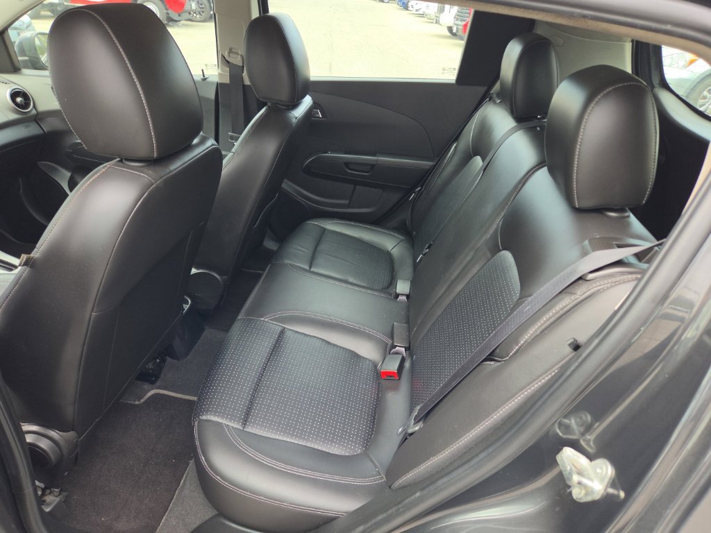 Used 2015 Chevrolet Sonic LTZ FWD image 12