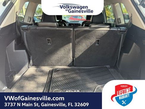 Used 2023 Volkswagen Atlas SE FWD image 6