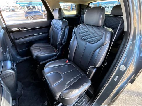 Used 2021 Hyundai Palisade Limited image 21