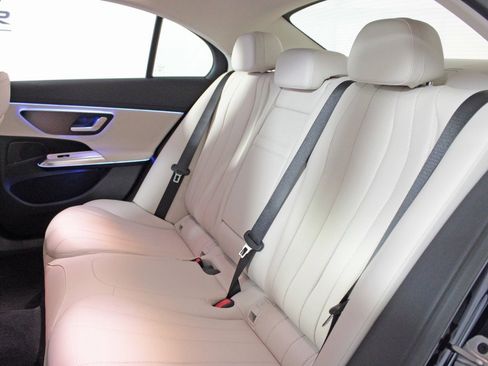 New 2026 Mercedes-Benz E 350 4MATIC Sedan image 26