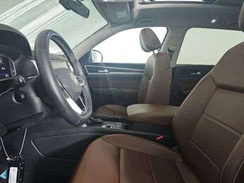 Used 2022 Volkswagen Atlas SE w/ Panoramic Sunroof Package image 24