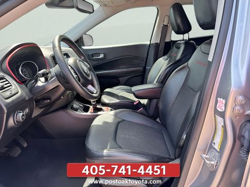 Used 2021 Jeep Compass Trailhawk AWD/4WD image 32
