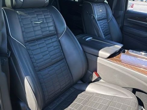 Used 2023 Cadillac Escalade Sport Platinum w/ LPO, ONYX Package image 26