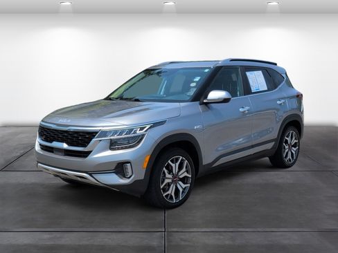 Used 2023 Kia Seltos SX AWD/4WD image 4