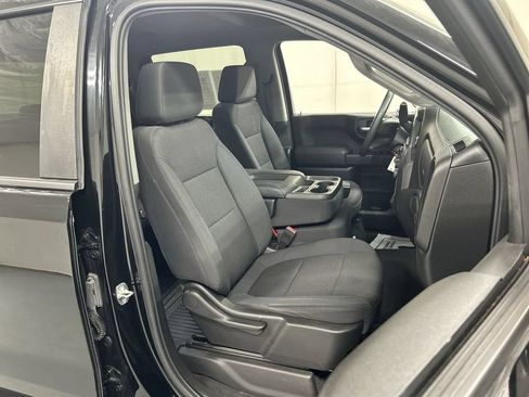 Used 2020 Chevrolet Silverado 1500 Custom Trail Boss w/ Custom Convenience Package AWD/4WD image 22