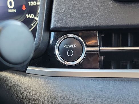 Used 2024 Mitsubishi Outlander SE AWD/4WD image 20