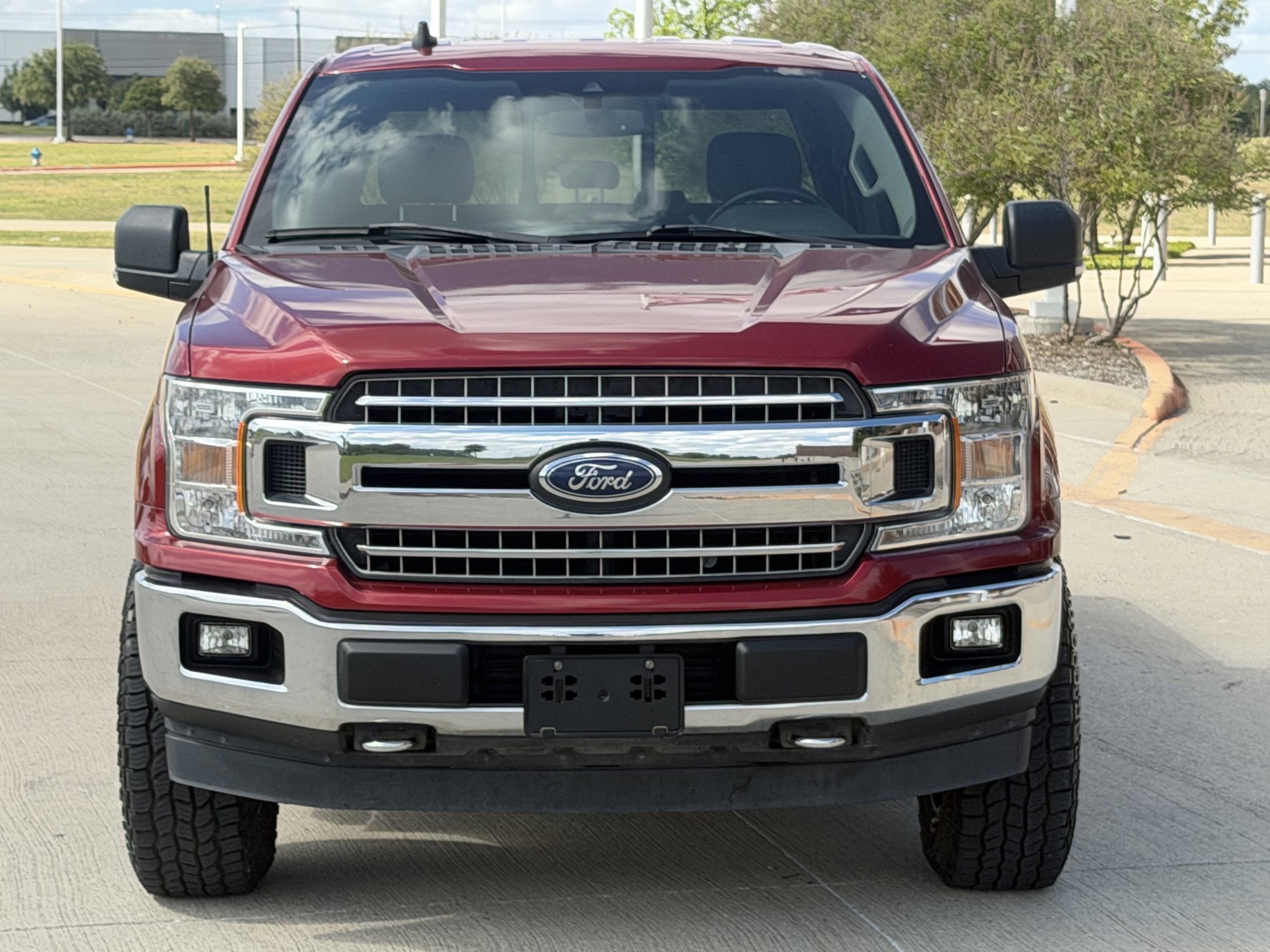 Used 2019 Ford F150 XLT w/ Equipment Group 302A Luxury AWD/4WD image 6