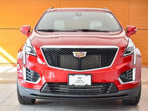 Used 2023 Cadillac XT5 Sportv w/ Technology Package image 2