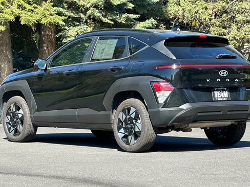 Used 2024 Hyundai Kona SEL AWD/4WD image 6