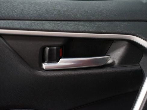 Certified 2022 Toyota RAV4 XLE w/ XLE Grade Weather Package FWD image 31