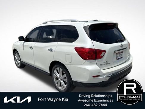 Used 2018 Nissan Pathfinder SL w/ SL Premium Package AWD/4WD image 3