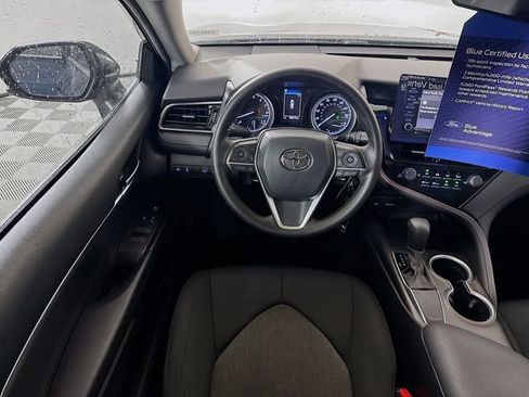 Used 2021 Toyota Camry LE image 24