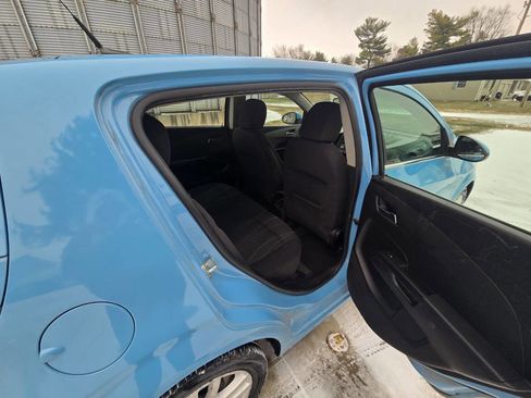 Used 2014 Chevrolet Sonic LT w/ Fun and Sun Package image 11