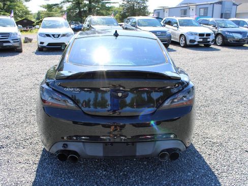 Used 2013 Hyundai Genesis 2.0T RWD image 8