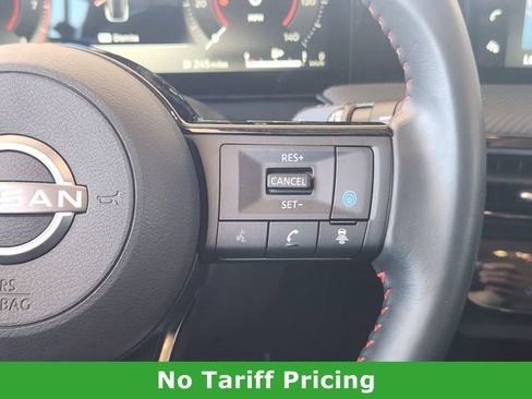 Certified 2025 Nissan Kicks SR image 27