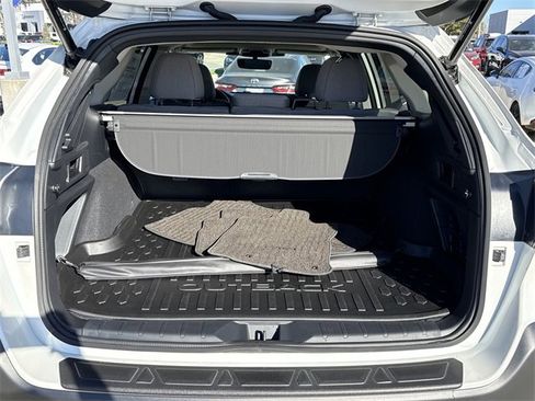 Certified 2025 Subaru Outback Premium image 13