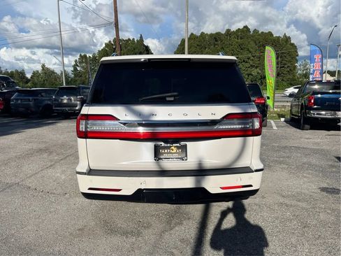 Used 2019 Lincoln Navigator L Reserve AWD/4WD image 6