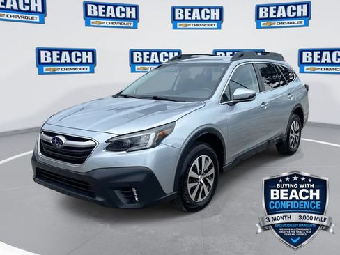 Used 2021 Subaru Outback Premium AWD/4WD image 1