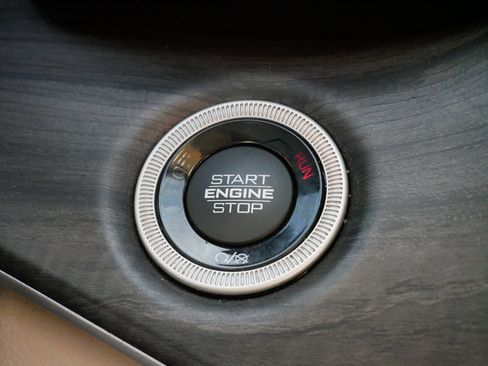 Used 2021 Jeep Grand Cherokee L Limited image 27