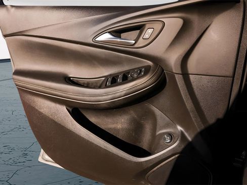 Used 2023 Buick Encore GX Select image 25