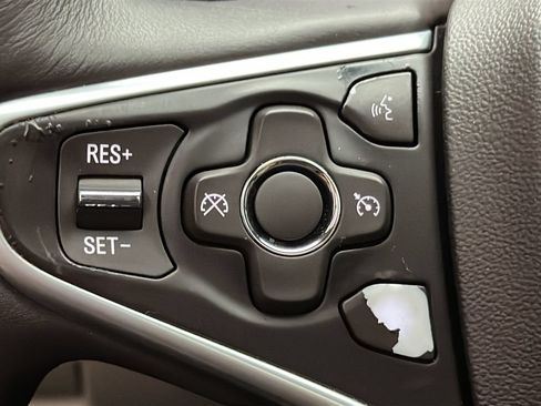 Used 2015 Buick Regal AWD image 25