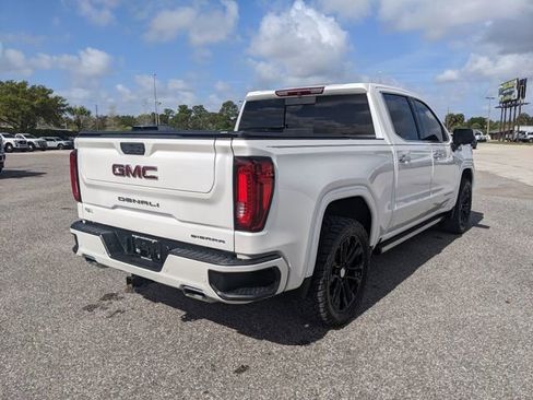 Used 2022 GMC Sierra 1500 Denali w/ Denali Premium Package image 4